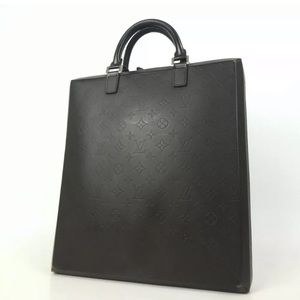 Authentic Louis Vuitton Monogram Handbag